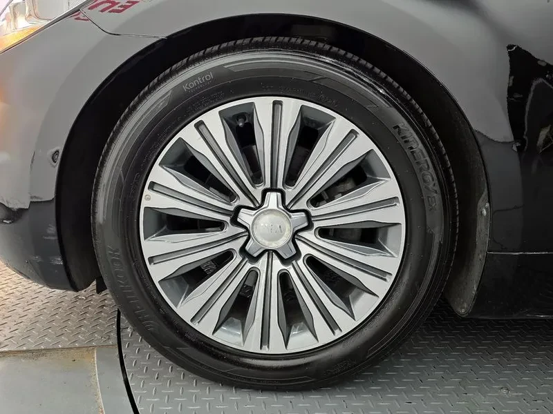 Kia K9 3.3 | Mobile.bg � ����������� 5