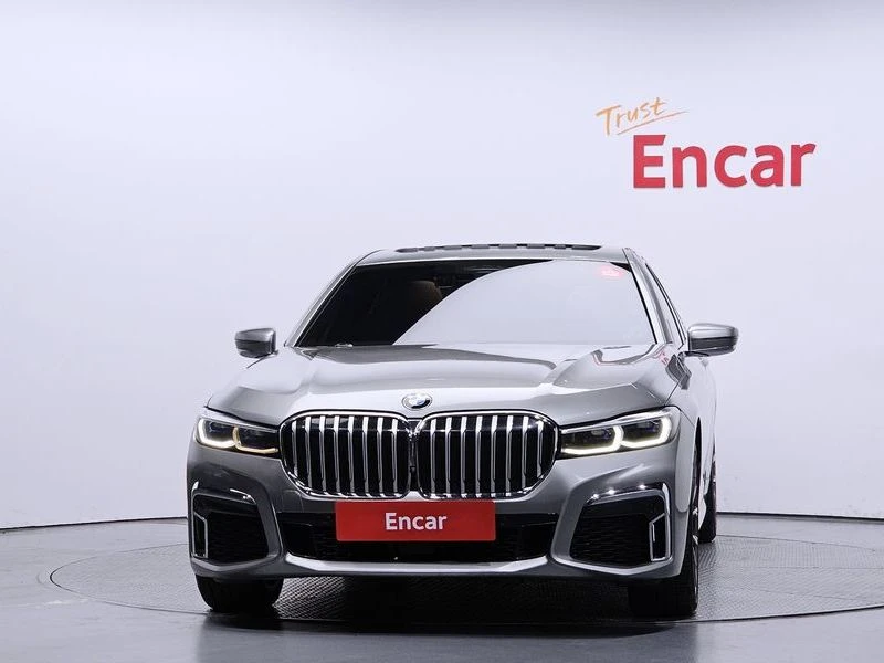 BMW 740 740d xDrive M Sport| 320к.с.| ВКЛ.ТЕХНОТЕСТ, снимка 3 - Автомобили и джипове - 55624471