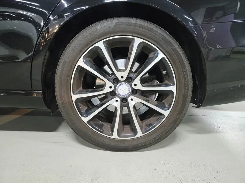 Mercedes-Benz E 300 Avantgarde, снимка 5 - Автомобили и джипове - 56018816