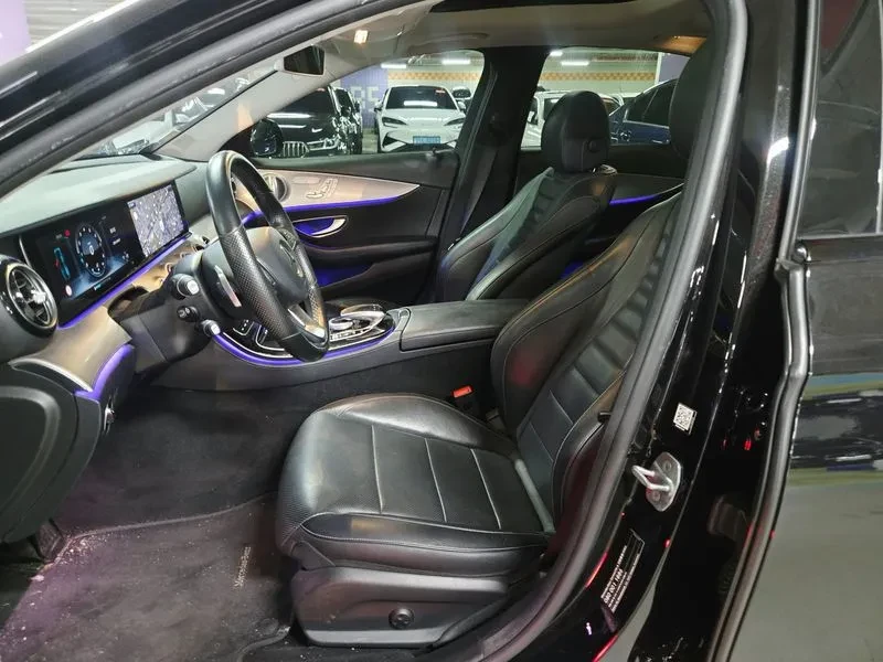Mercedes-Benz E 300 Avantgarde, снимка 10 - Автомобили и джипове - 56018816