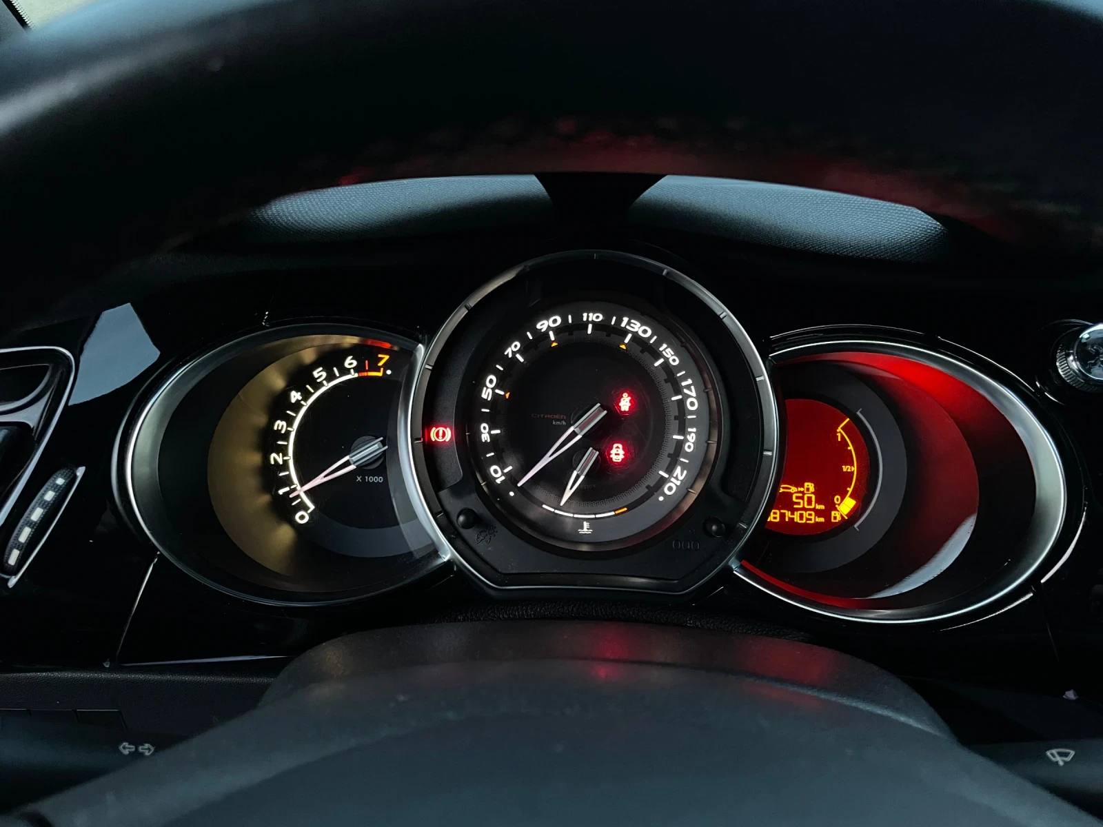 Citroen DS3 1.6 thp 156hp TURBO 87000km | Mobile.bg — изображение 11