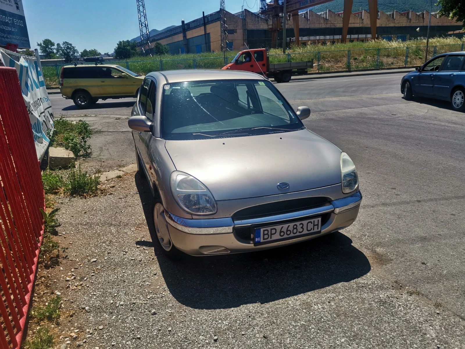 Daihatsu Sirion 1.0 12V  КЛИМА 60000km - изображение 2