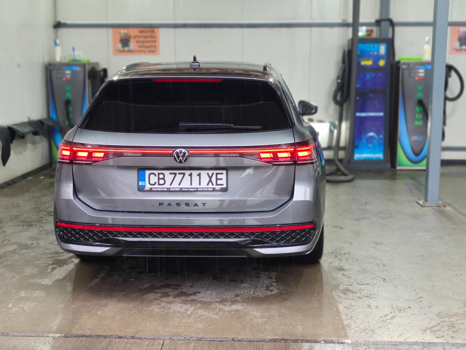 VW Passat Variant R Line 2.0TFSI-4motion, Navi, Cam, 360 - изображение 5