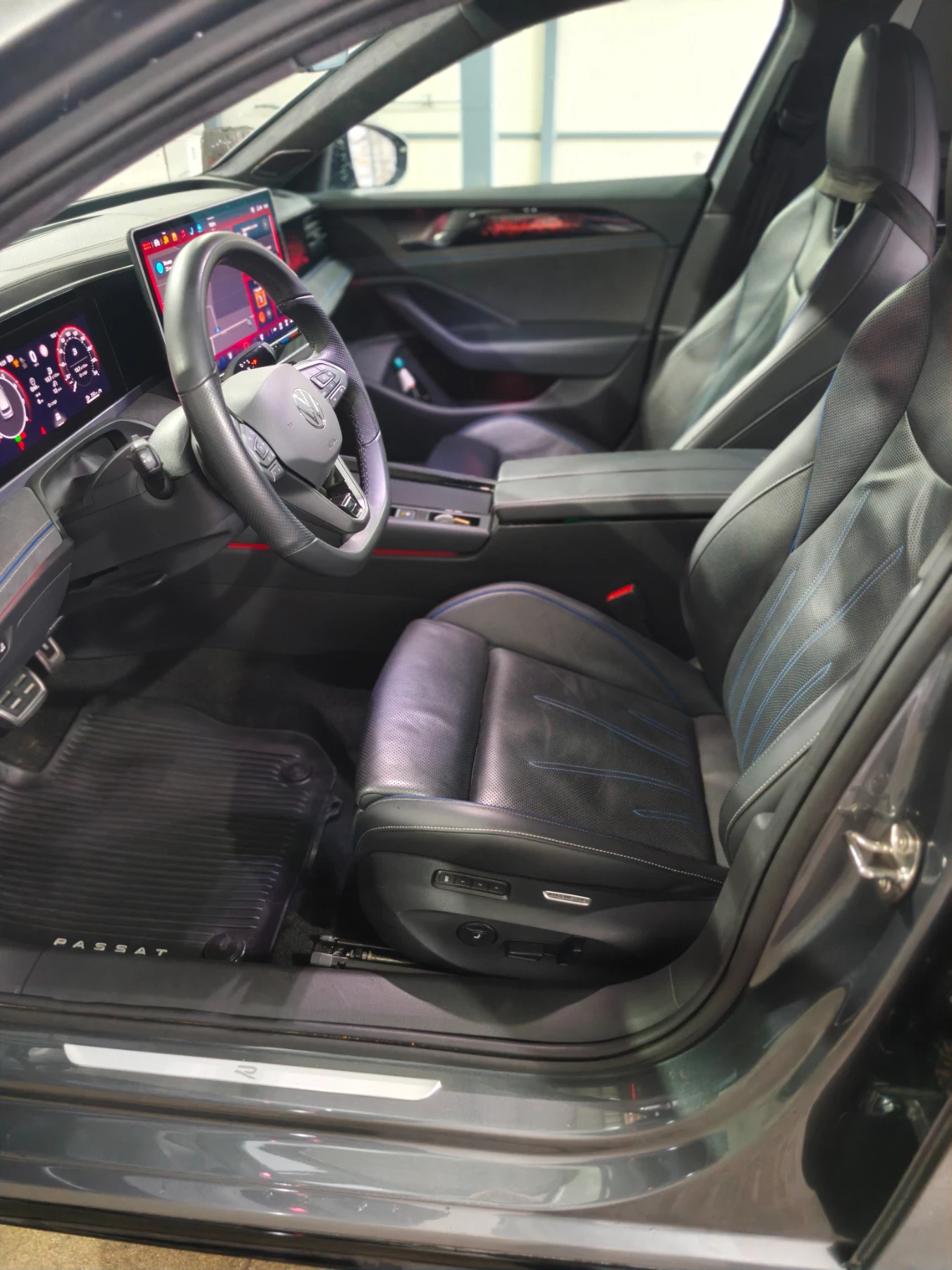 VW Passat Variant R Line 2.0TFSI-4motion, Navi, Cam, 360 | Mobile.bg   7