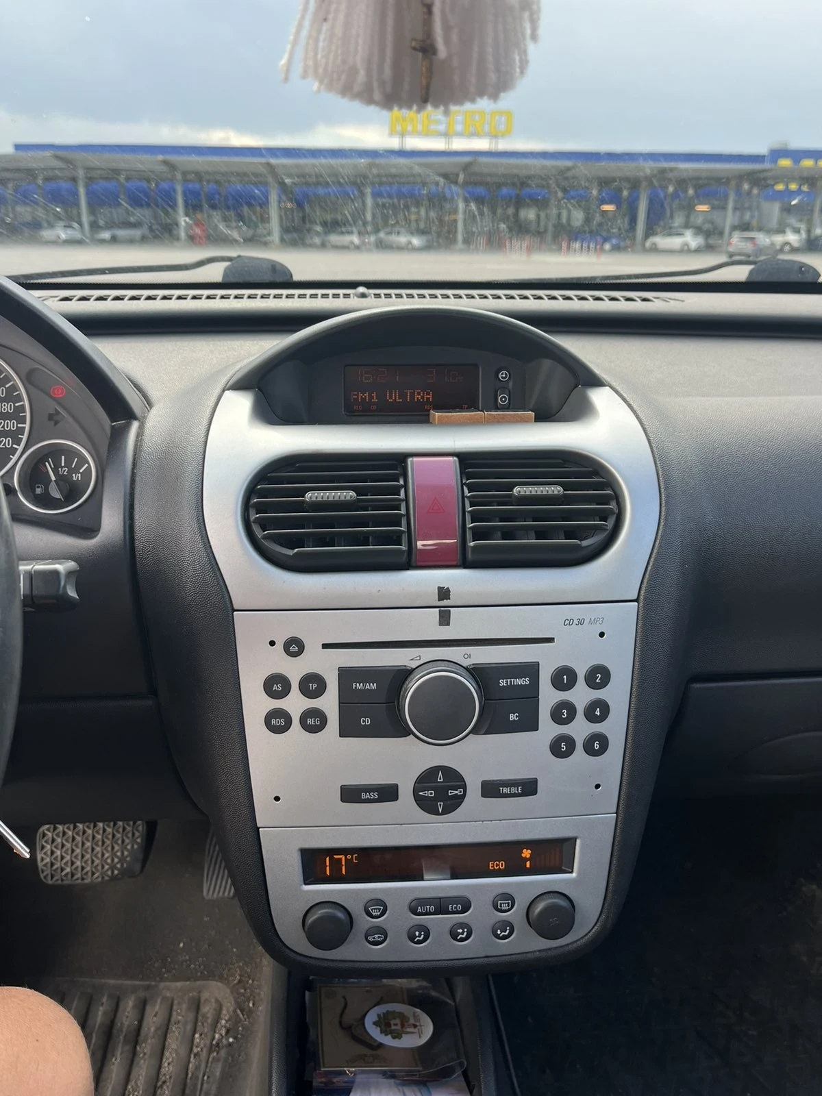 Opel Corsa  - изображение 2
