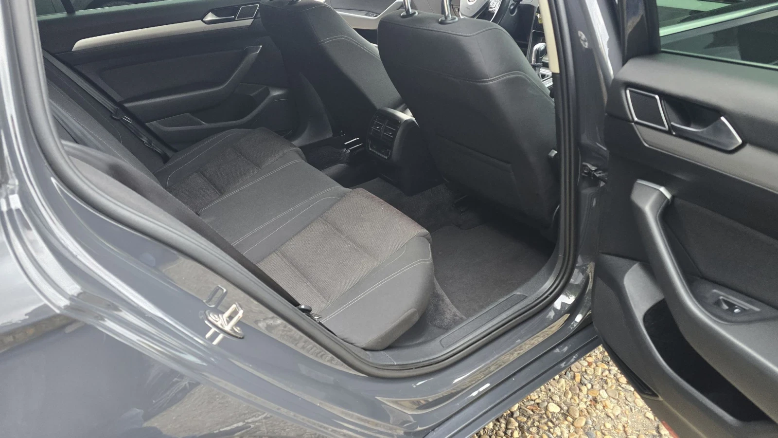 VW Passat 2.0 | Mobile.bg   11