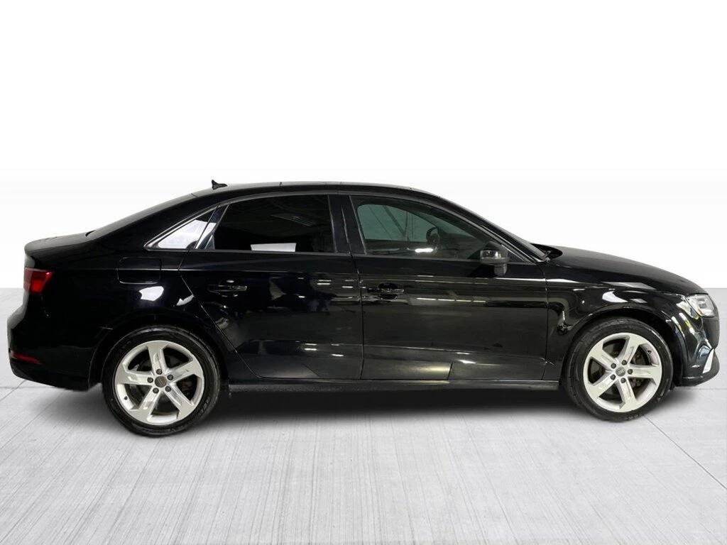 Audi A3 * Komfort AWD  - изображение 2