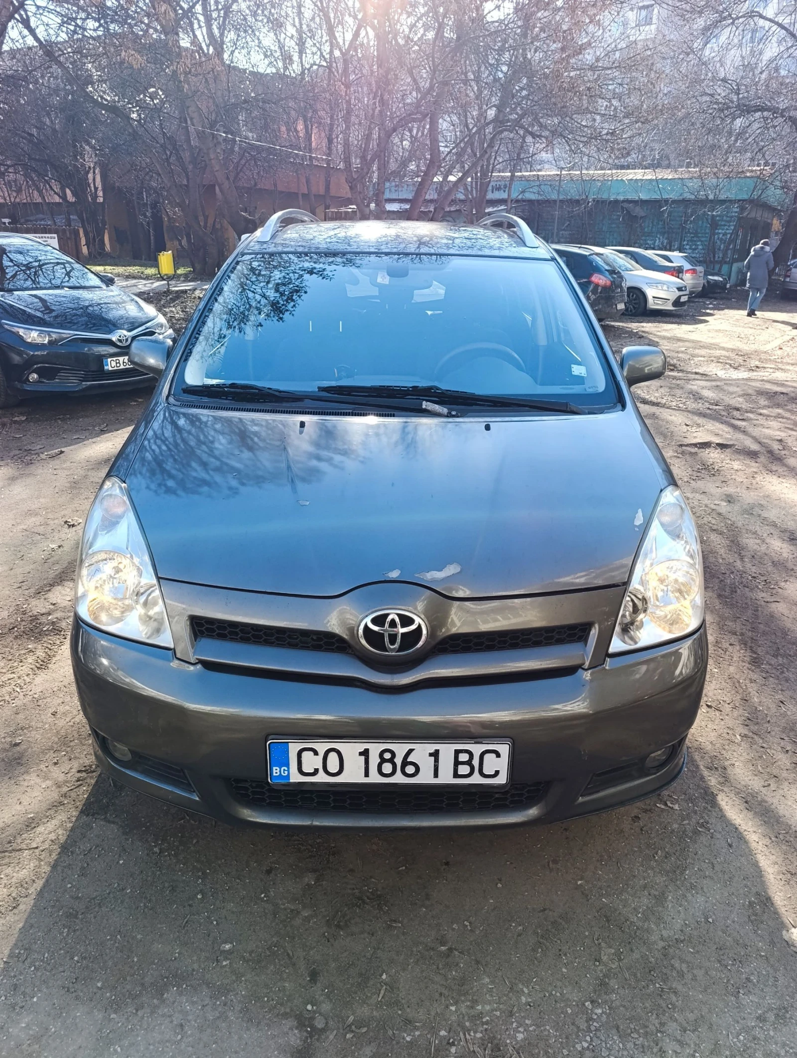 Toyota Corolla verso  - изображение 3