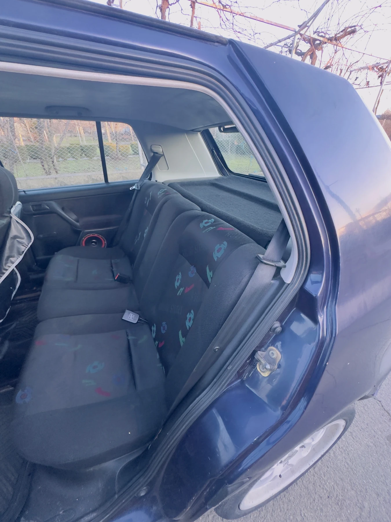 VW Golf 1.8 90  - изображение 6