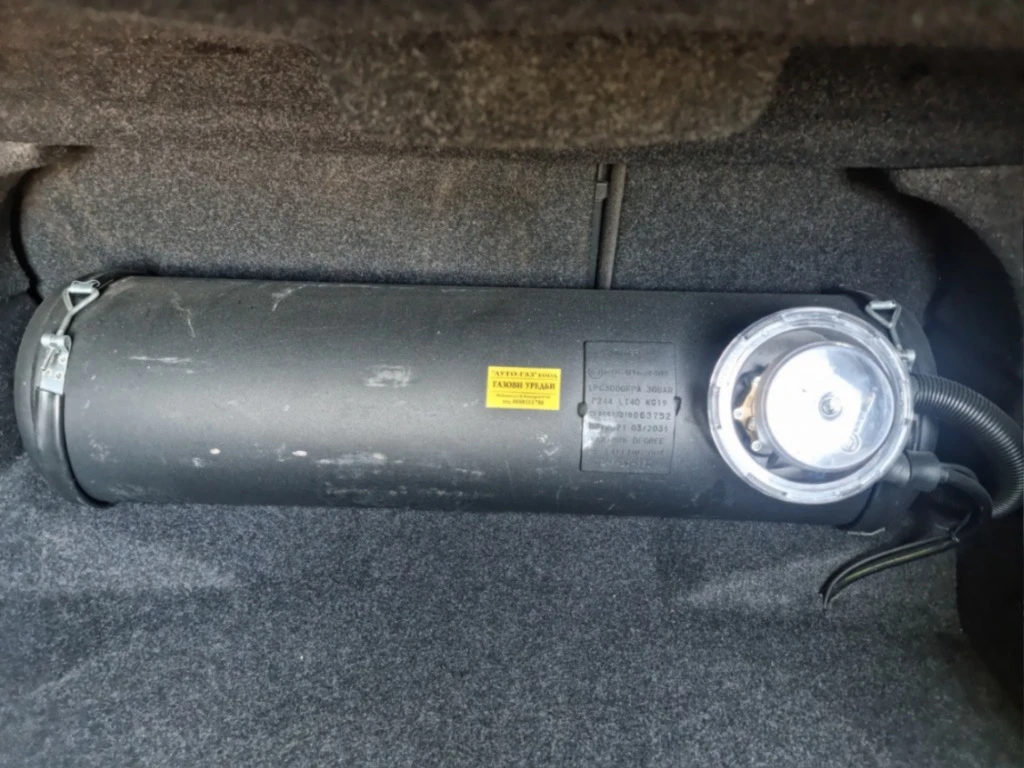 Chevrolet Malibu LTZ 2.4i GAS Automat Euro5 | Mobile.bg � ����������� 11