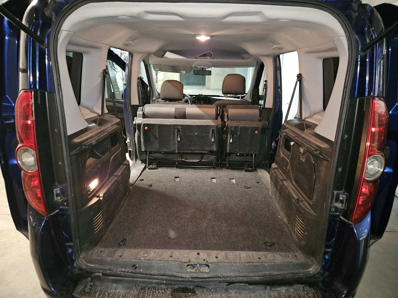 Fiat Doblo 1.3 Multijet, снимка 12 - Автомобили и джипове - 53522942