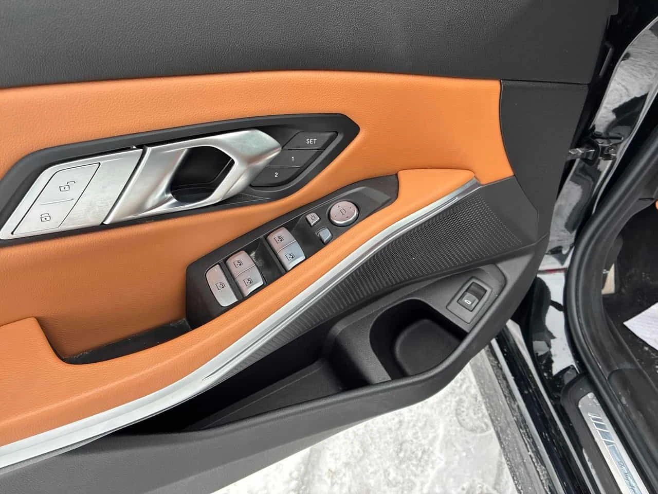 BMW 330 * xDrive * CARFAX * ������ * ������� * �������� | Mobile.bg � ����������� 13