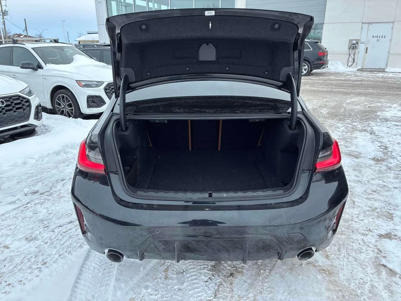 BMW 330 * xDrive * CARFAX * ������ * ������� * �������� | Mobile.bg � ����������� 15