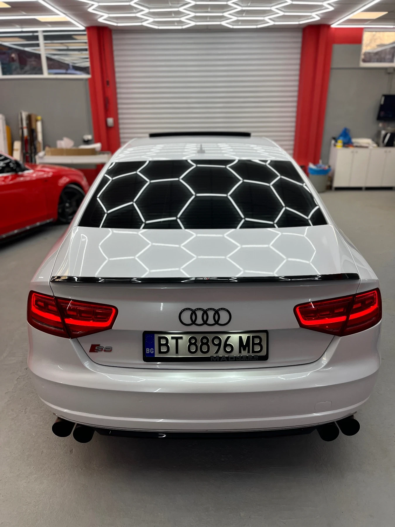 Audi S8, снимка 4 - Автомобили и джипове - 53879455