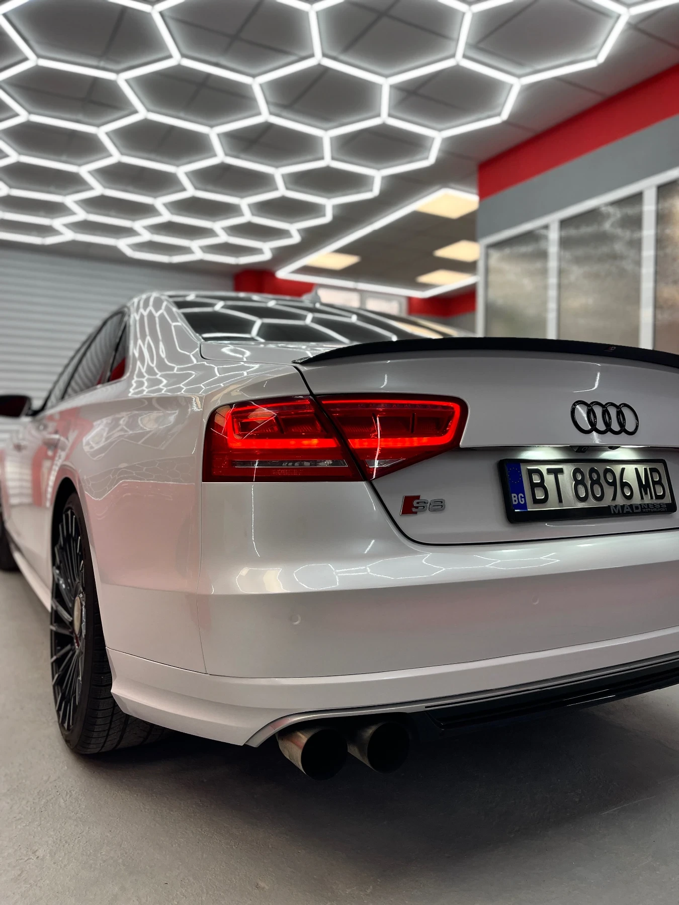 Audi S8, снимка 9 - Автомобили и джипове - 53879455