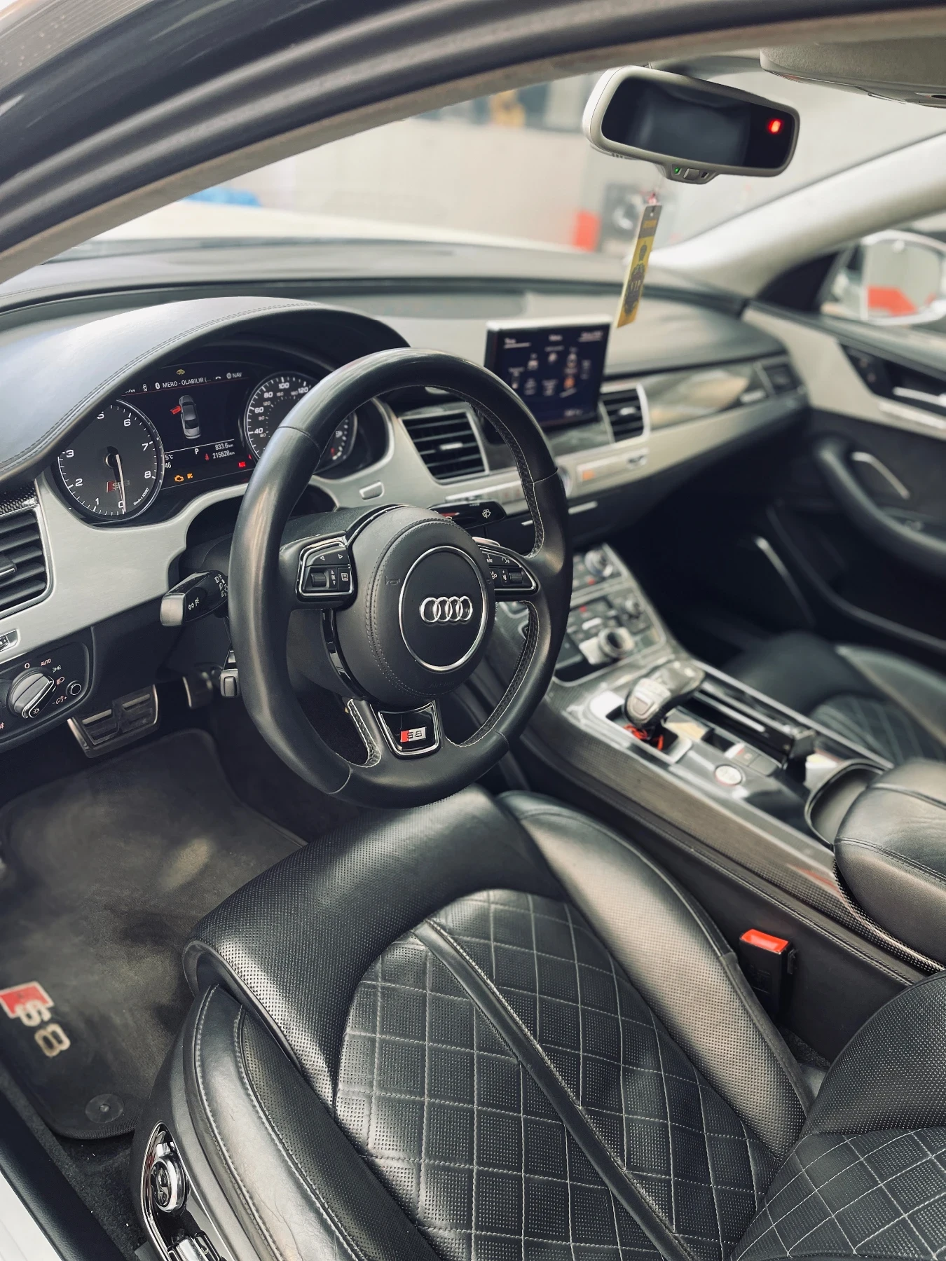 Audi S8, снимка 10 - Автомобили и джипове - 53879455