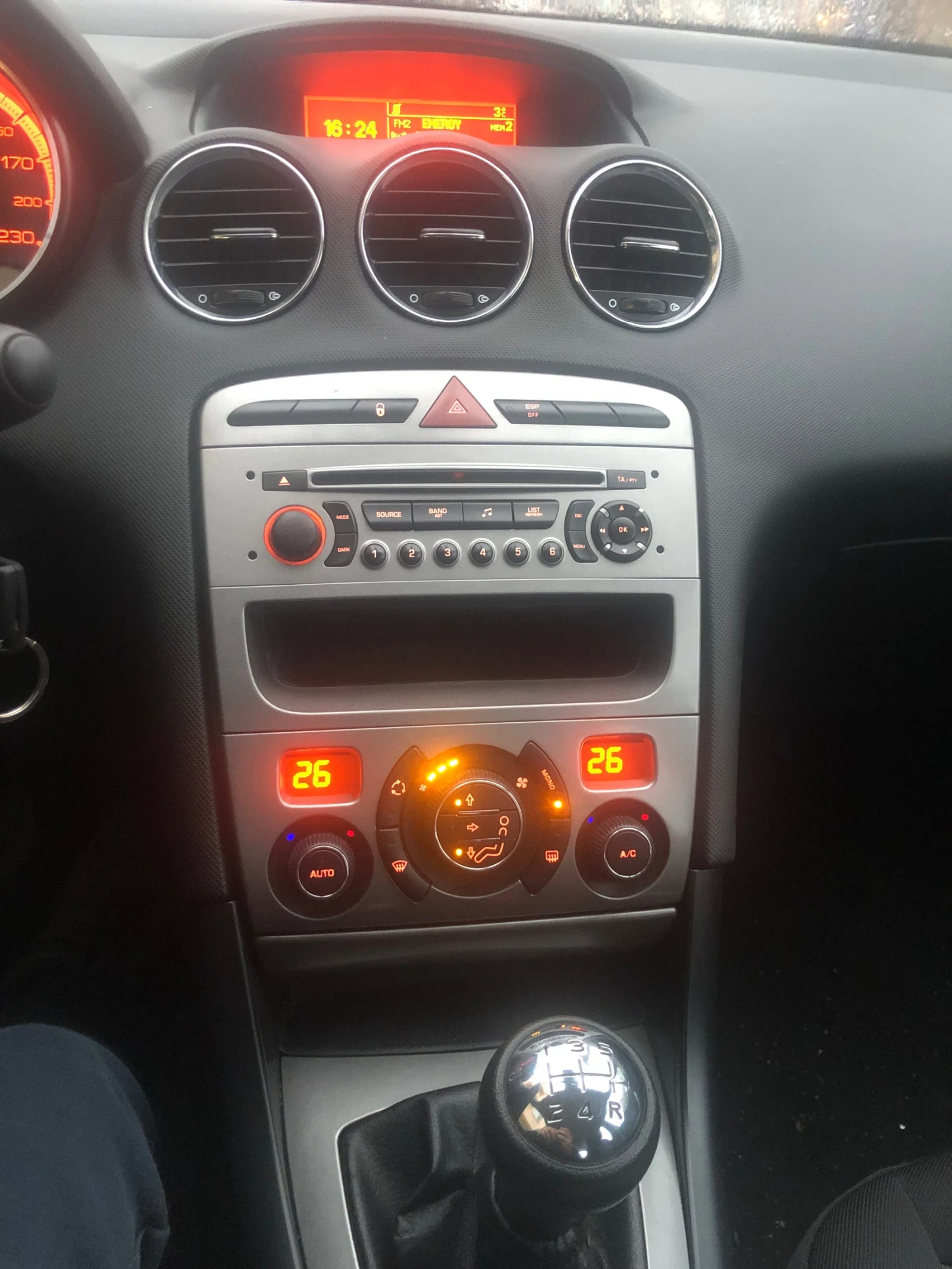 Peugeot 308 1.6 HDI | Mobile.bg � ����������� 9