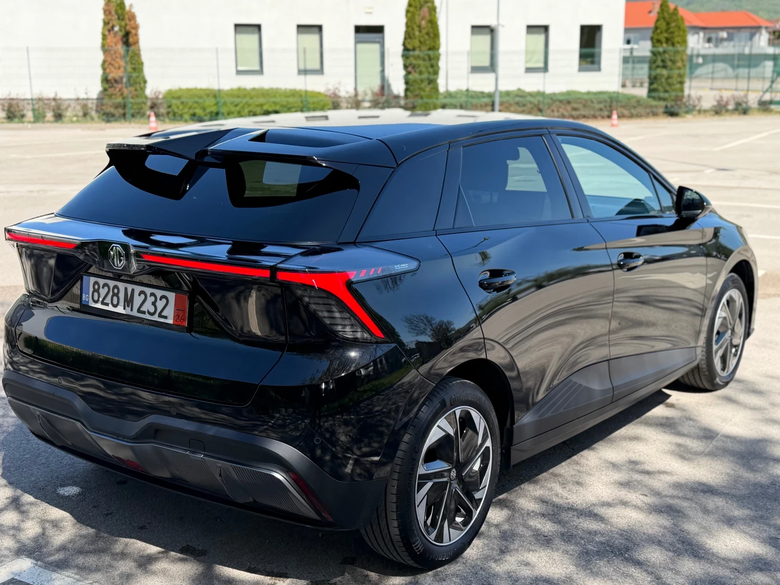 Mg MG4 64kW  Luxury 39000 km, снимка 3 - Автомобили и джипове - 54185325