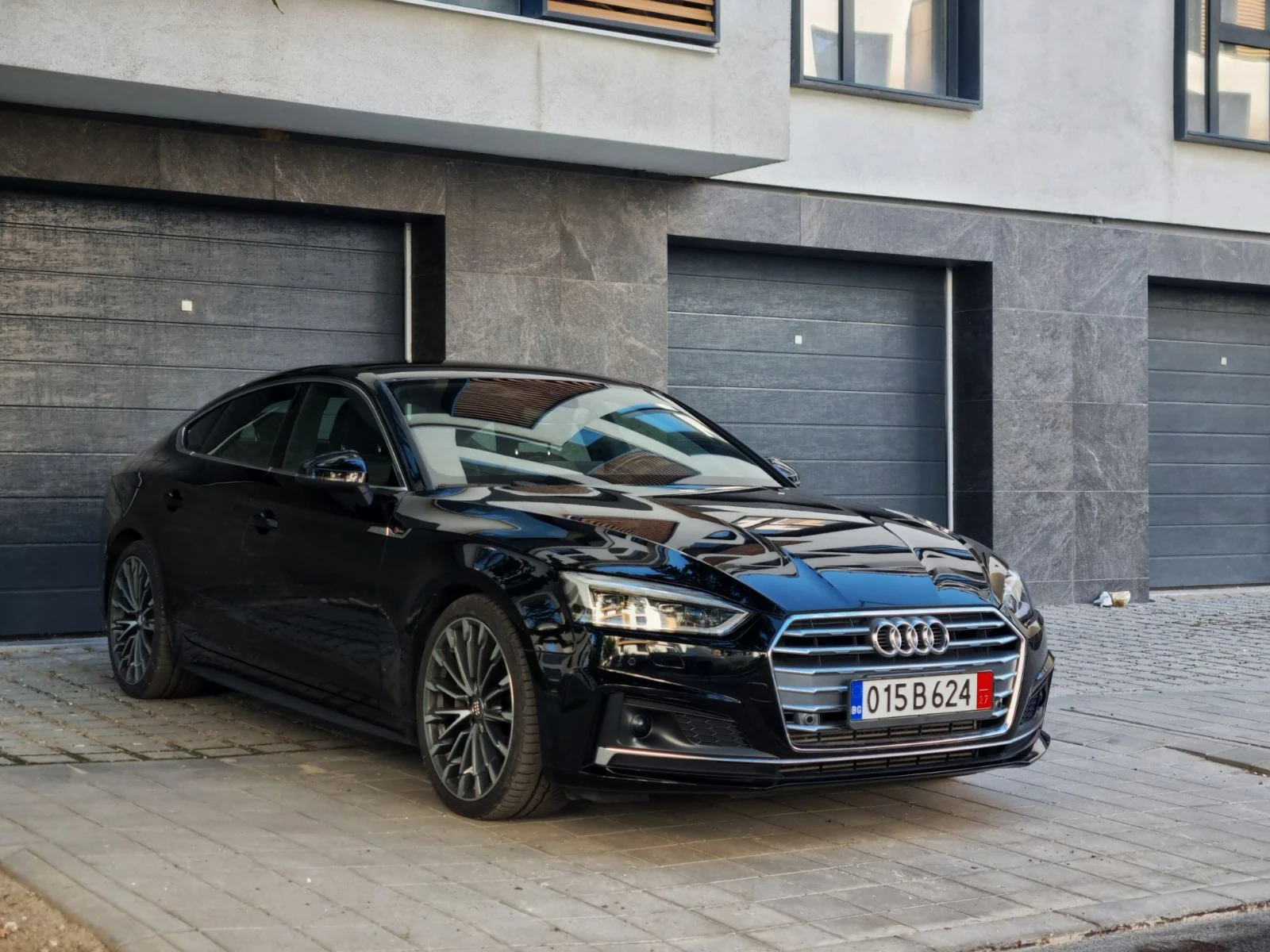 Audi A5 Quattro S LINE SPORTBACK, снимка 3 - Автомобили и джипове - 54201965