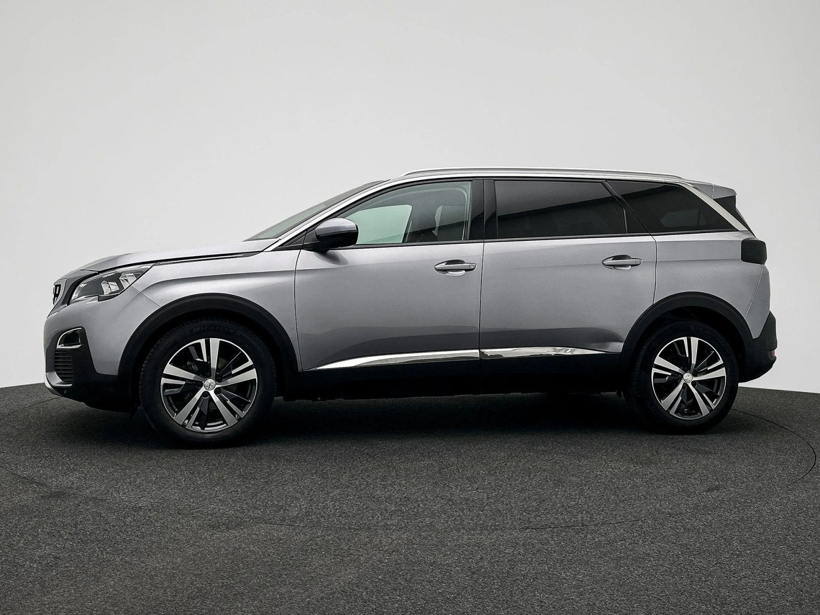 Peugeot 5008 1.2i Allure , снимка 4 - Автомобили и джипове - 54257997