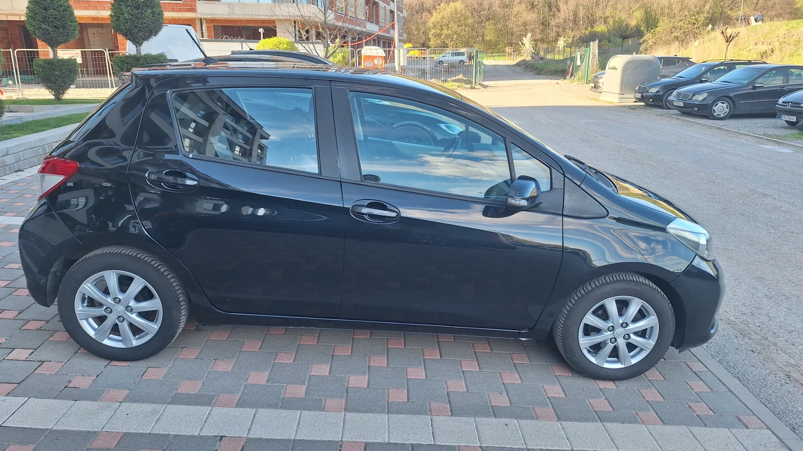 Toyota Yaris, снимка 8 - Автомобили и джипове - 54305199