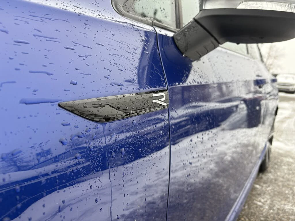 VW Golf R* 4Motion* AвтоКредит * (ЦЕНА ДО БГ), снимка 4 - Автомобили и джипове - 54429511