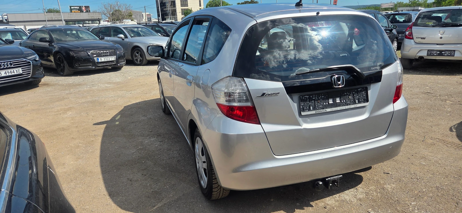 Honda Jazz 1.4 I-VTEC, снимка 4 - Автомобили и джипове - 54608375