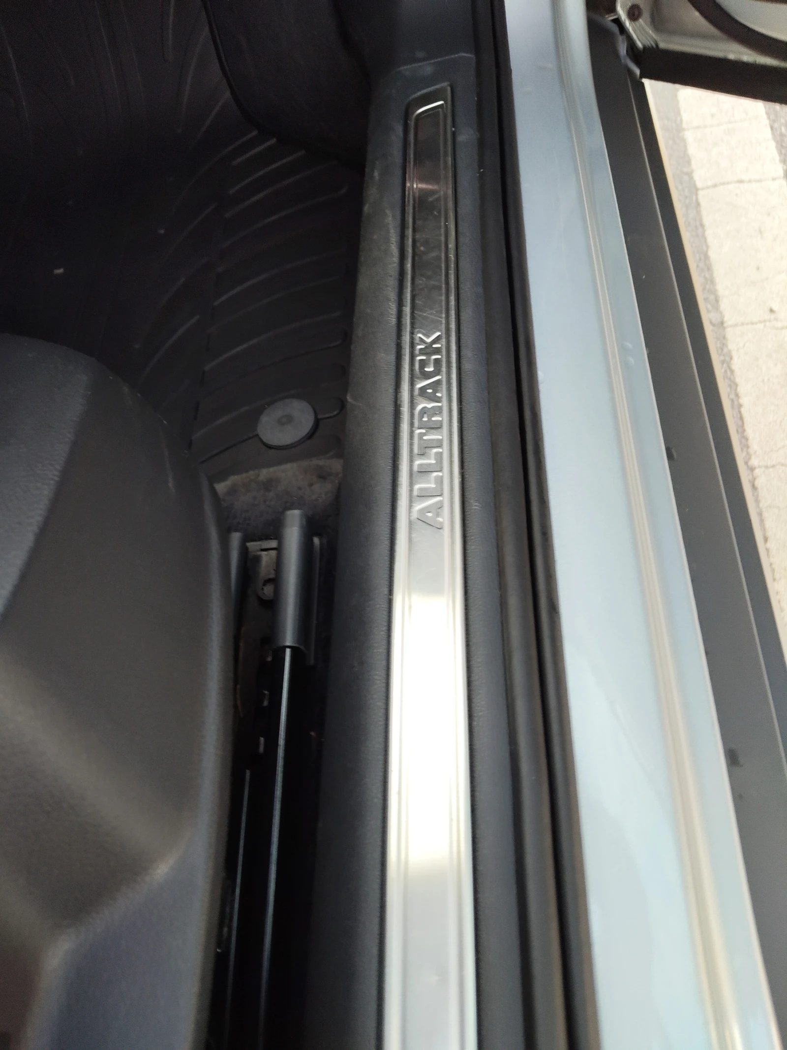 VW Alltrack 2, 0TDI 240ps , снимка 16 - Автомобили и джипове - 54687236