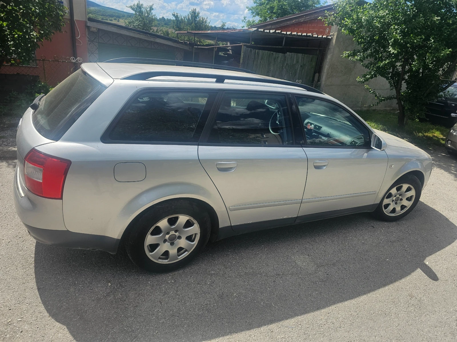 Audi A4 1.8T 4x4 quattro, снимка 4 - Автомобили и джипове - 54933512