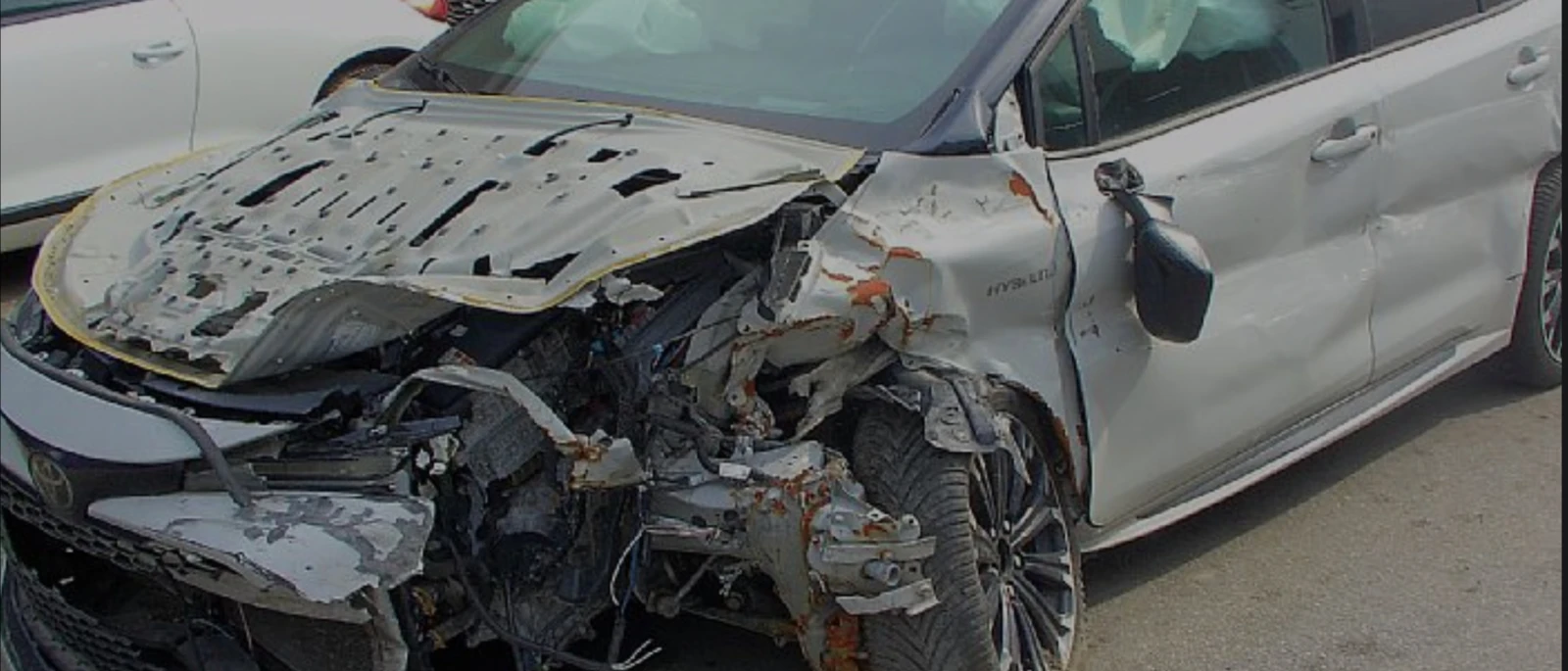 Toyota Corolla 1.8HYBRID | Mobile.bg � ����������� 1