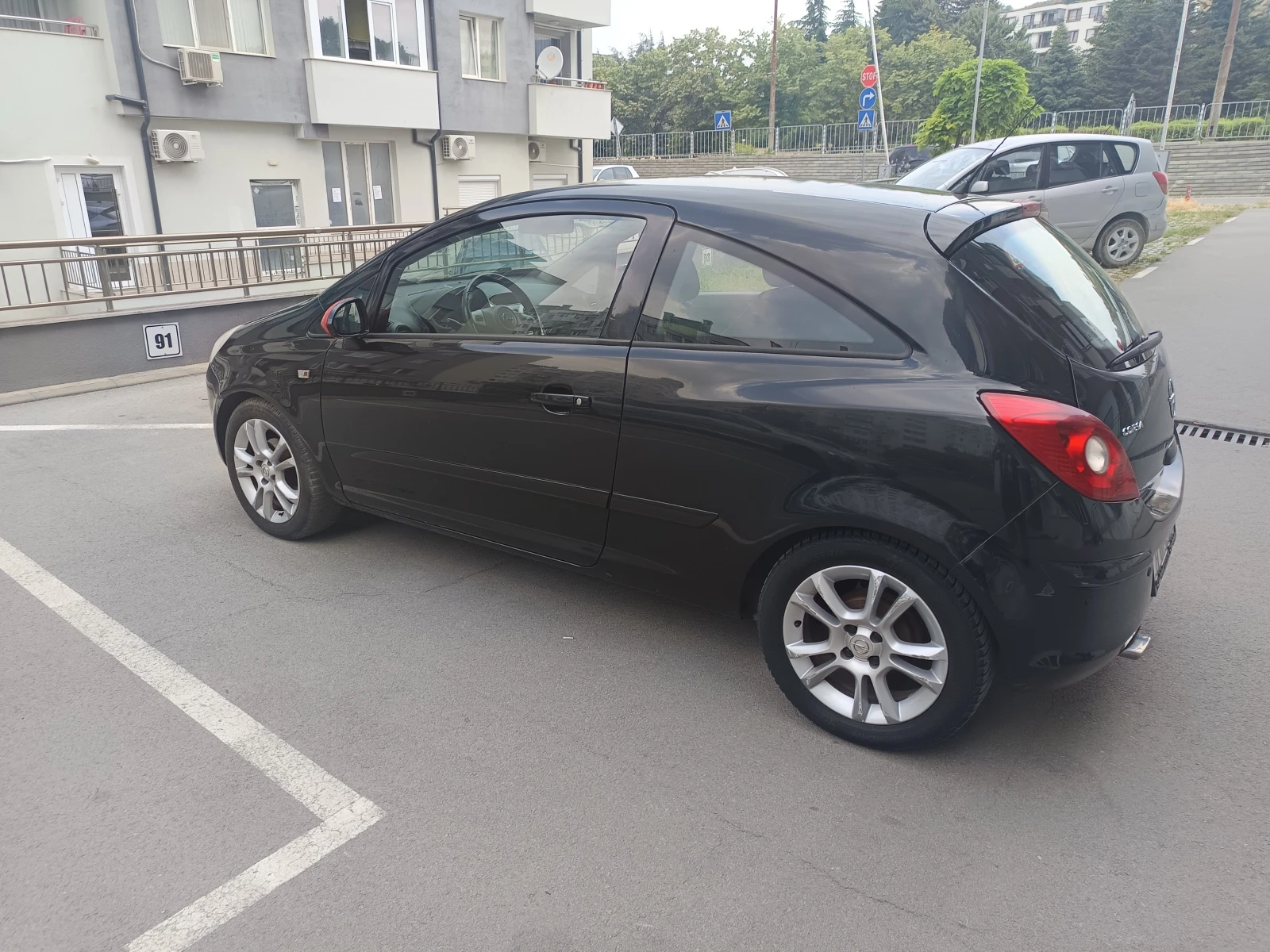 Opel Corsa D, снимка 3 - Автомобили и джипове - 55129796