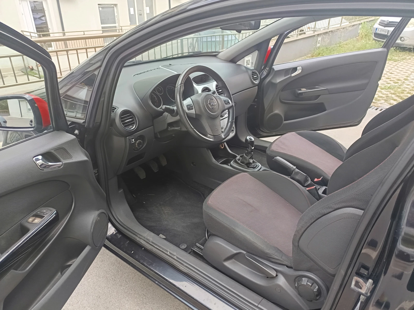 Opel Corsa D, снимка 9 - Автомобили и джипове - 55129796