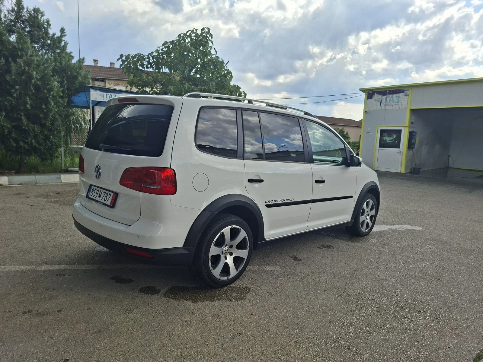 VW Touran Cross / avtomat, снимка 13 - Автомобили и джипове - 55228168
