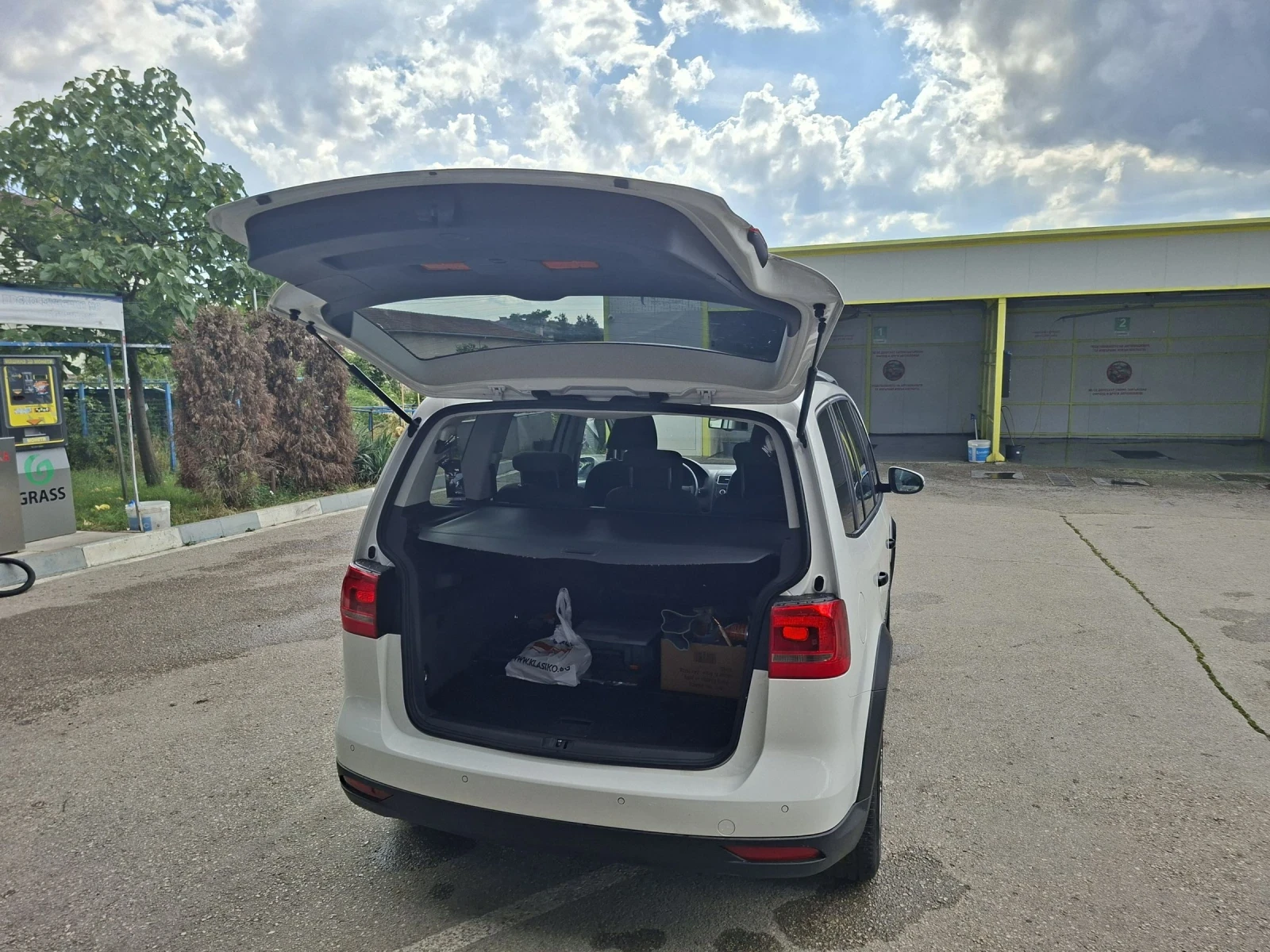 VW Touran Cross / avtomat, снимка 17 - Автомобили и джипове - 55228168