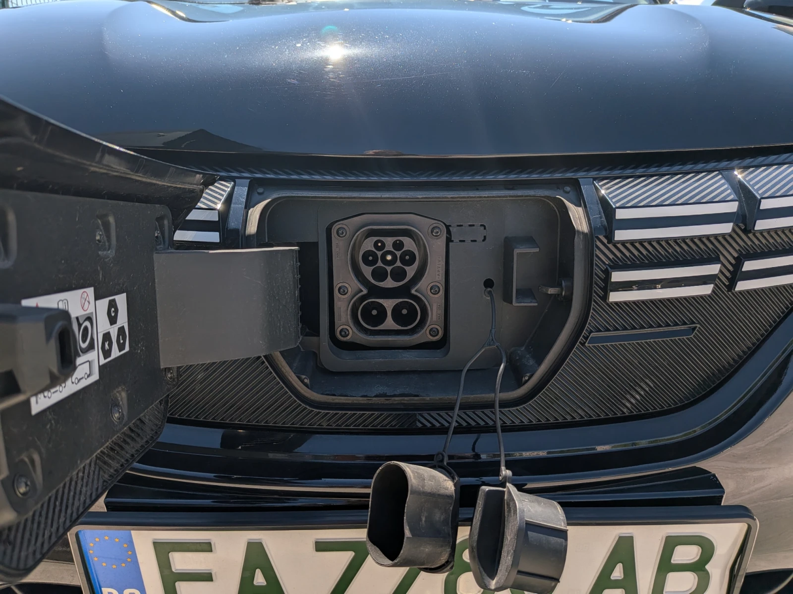 Dacia Spring, снимка 11 - Автомобили и джипове - 55748859