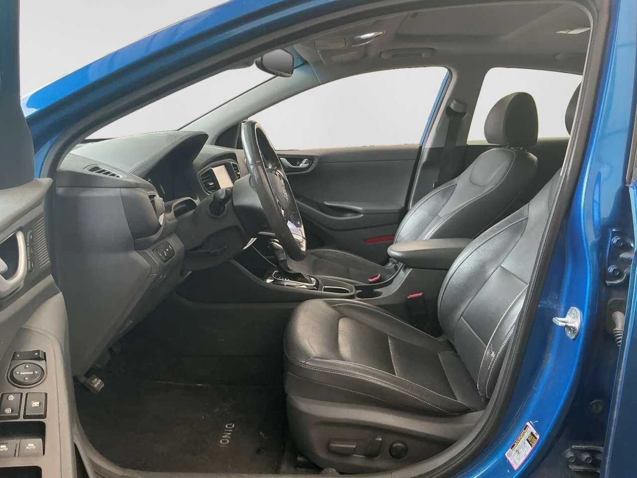 Hyundai Ioniq, снимка 10 - Автомобили и джипове - 56028742