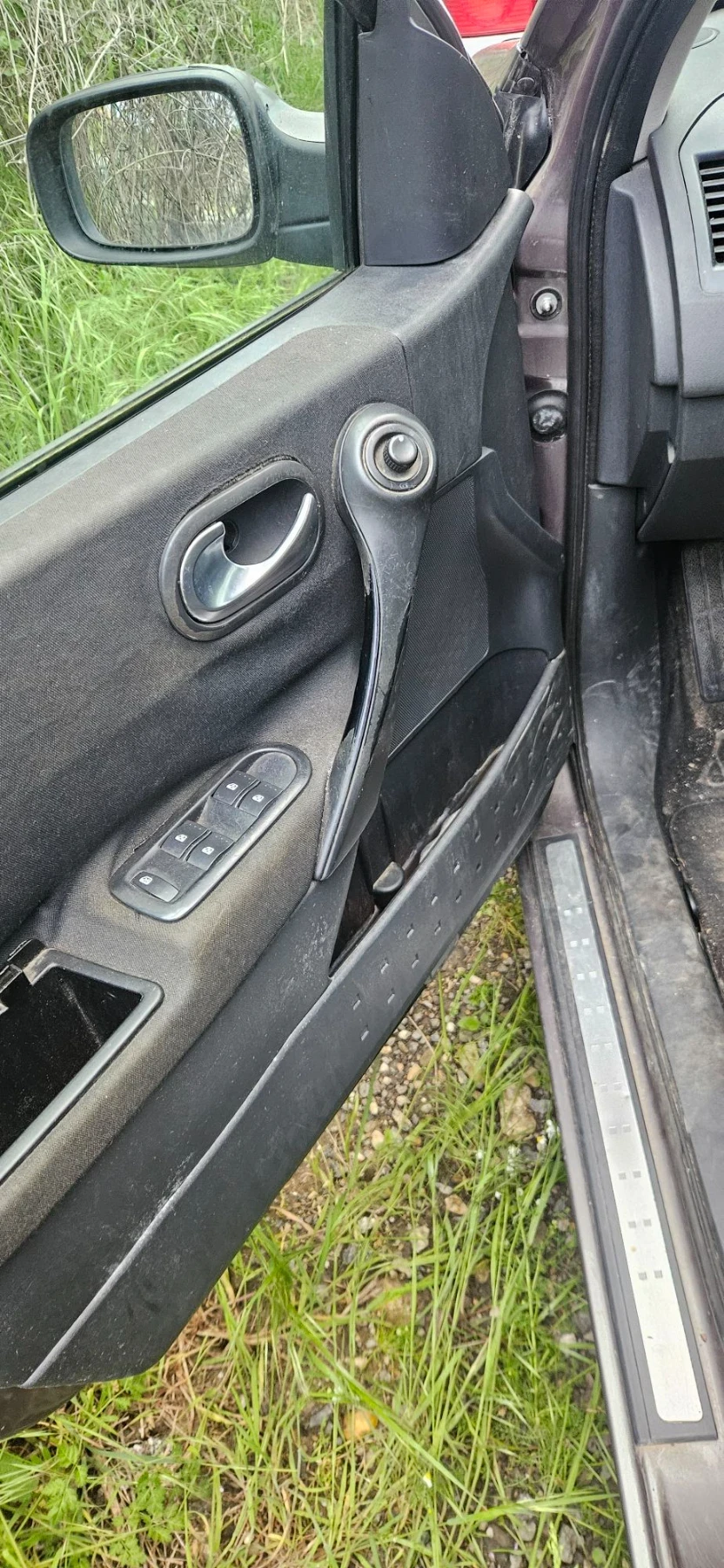 Renault Megane 1.9JTD 120kc., снимка 12 - Автомобили и джипове - 56051196