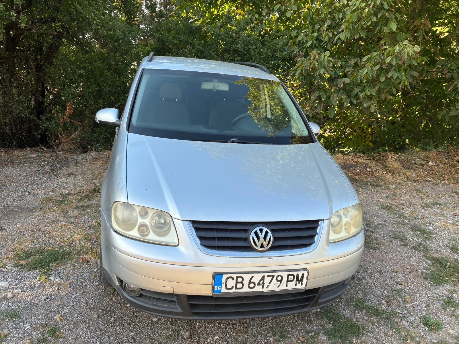 VW Touran газ, снимка 2 - Автомобили и джипове - 56126139