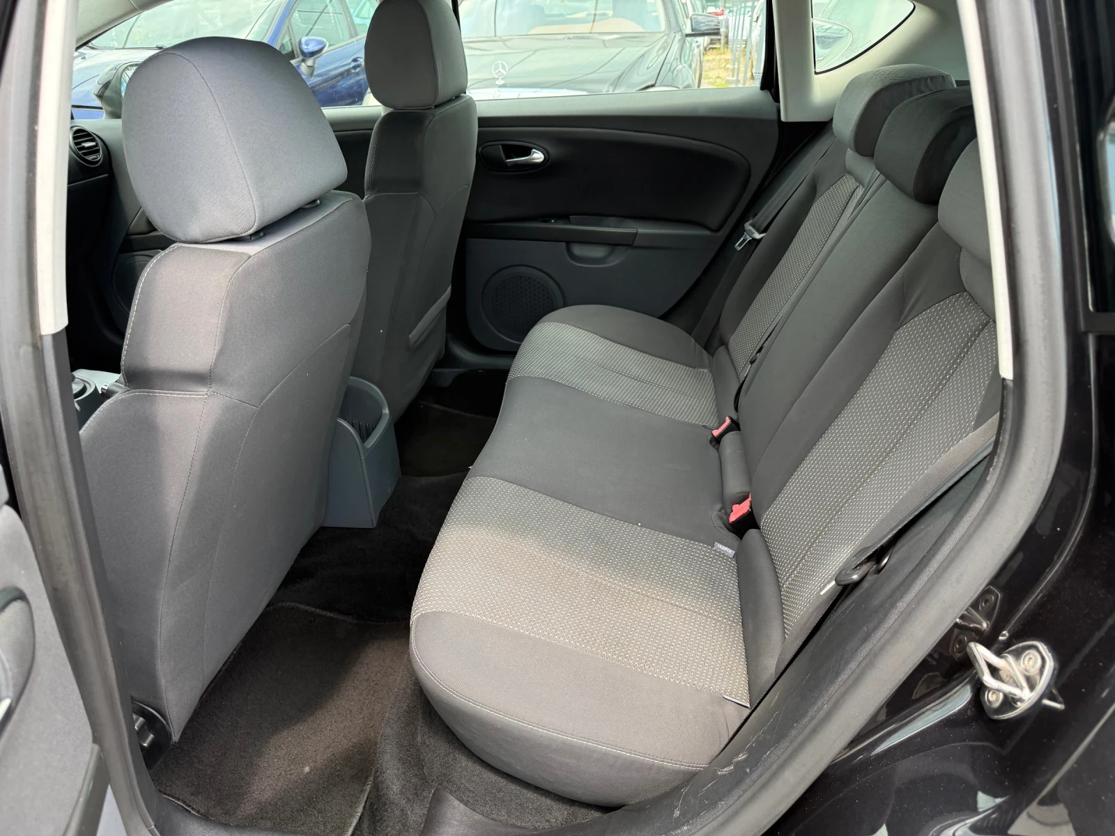Seat Leon 1.4i LPG ITALY!, снимка 8 - Автомобили и джипове - 56220619