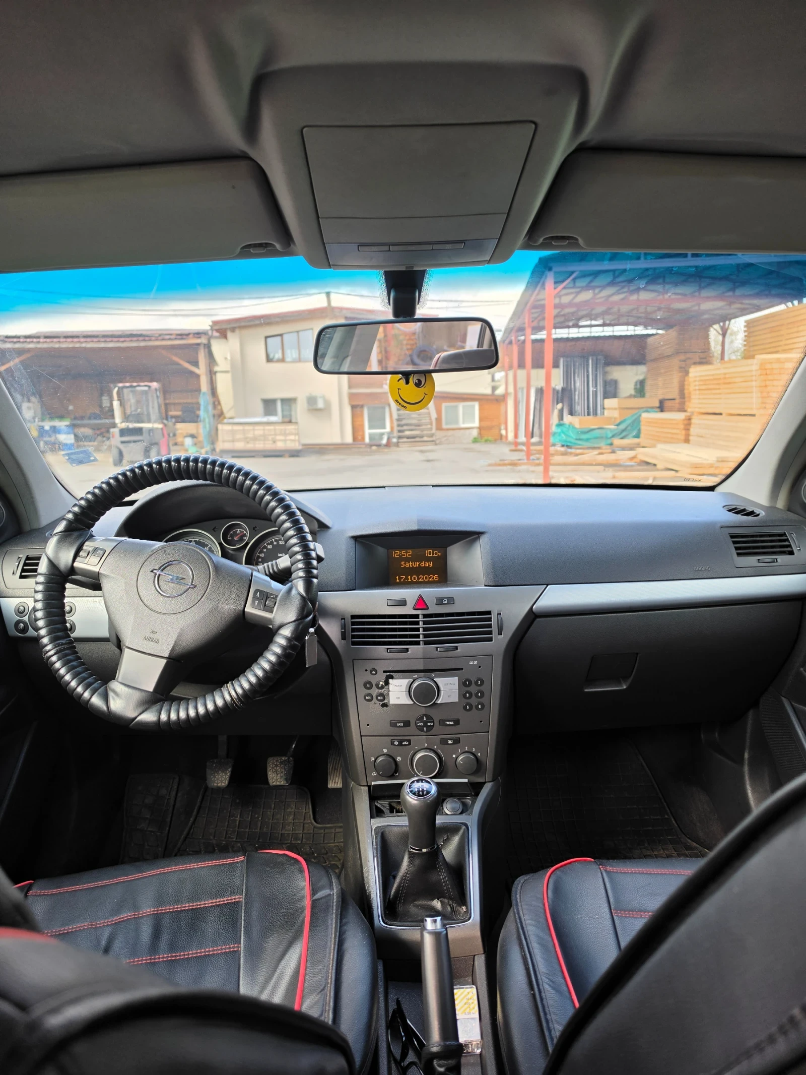 Opel Astra, снимка 12 - Автомобили и джипове - 56542852