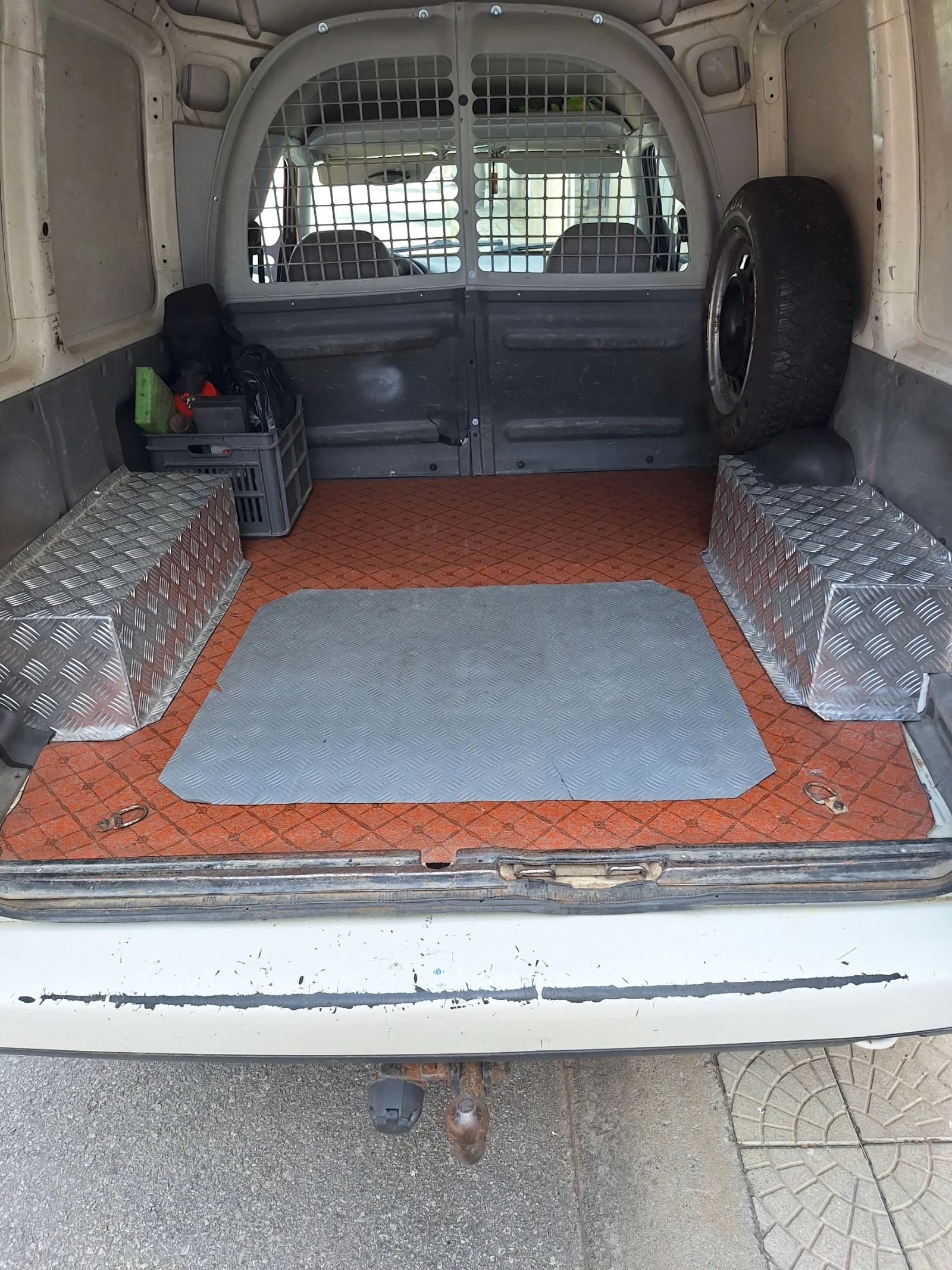 VW Caddy, снимка 6 - Автомобили и джипове - 56684722