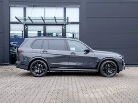 BMW X7 M60i* MSPORT* DISTR* PANO* 360 CAM* B&W* HEAD-UP* , снимка 3