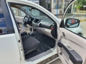 Обява за продажба на Mitsubishi L200 face D-ID 4WD Automat Euro5 Сер.История ~26 000 лв. - изображение 11