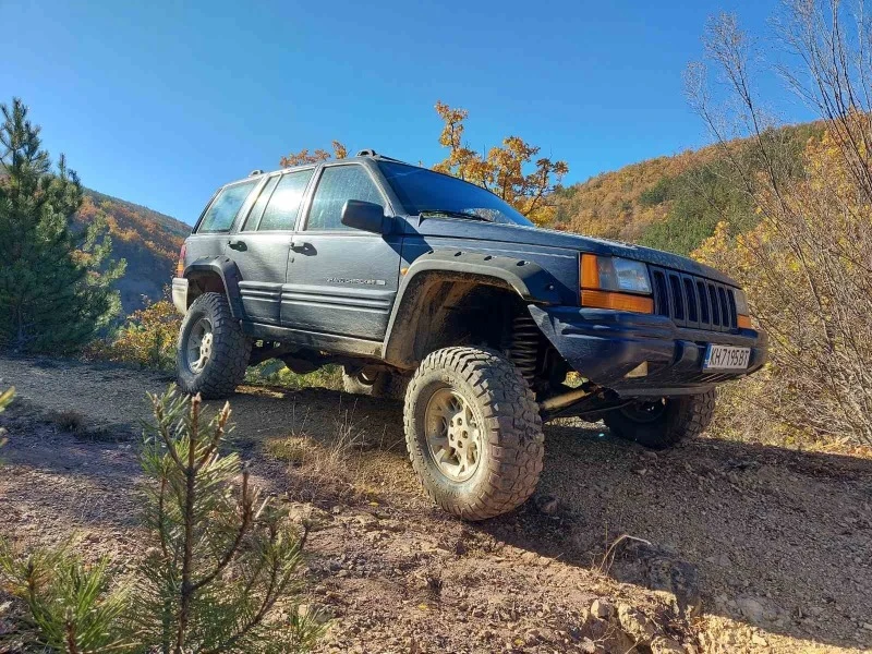 Jeep Grand cherokee 5.2, снимка 3 - Автомобили и джипове - 42609507