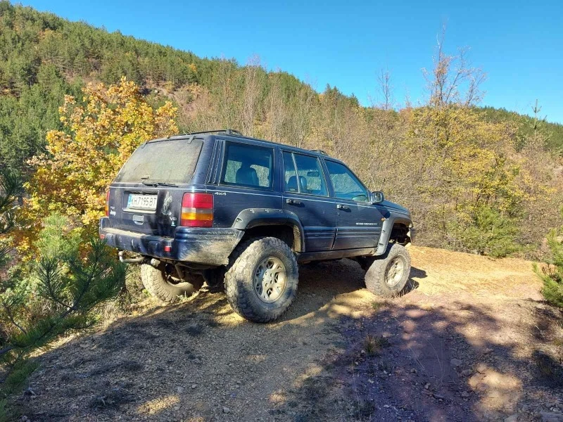 Jeep Grand cherokee 5.2, снимка 4 - Автомобили и джипове - 42609507