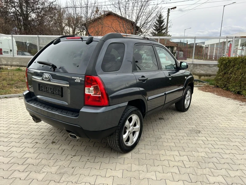 Kia Sportage 2.0 бензин с Газ 4х4, снимка 4 - Автомобили и джипове - 48160250