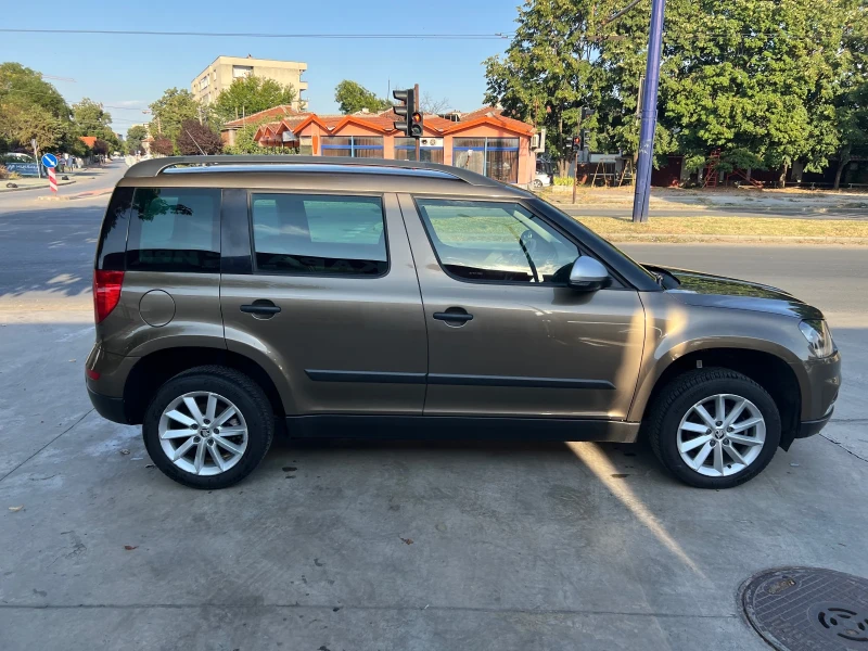 Skoda Yeti АВТОМАТ , снимка 8 - Автомобили и джипове - 51389907