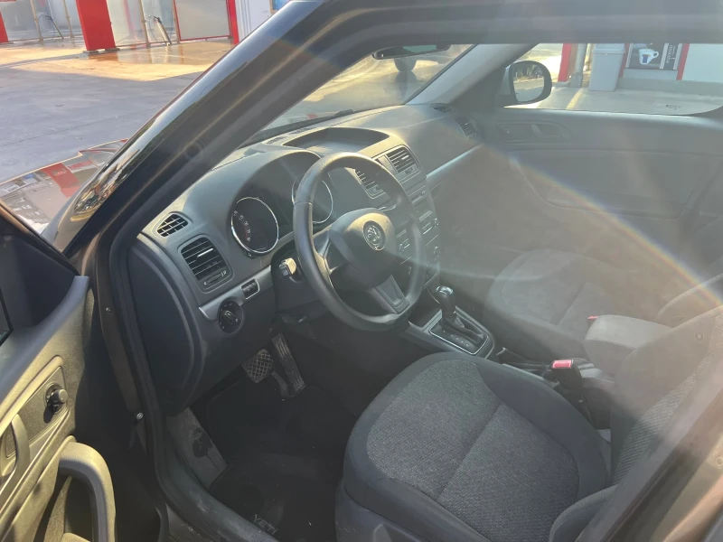 Skoda Yeti АВТОМАТ , снимка 14 - Автомобили и джипове - 51389907