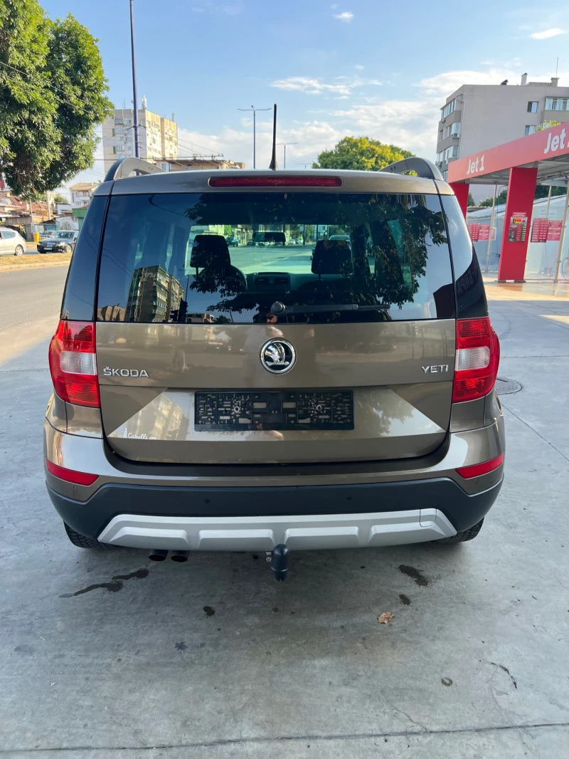 Skoda Yeti АВТОМАТ , снимка 6 - Автомобили и джипове - 51389907