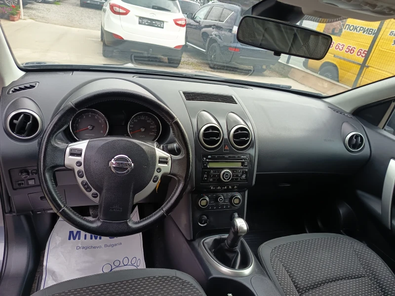 Nissan Qashqai 1.6i, снимка 11 - Автомобили и джипове - 52086262